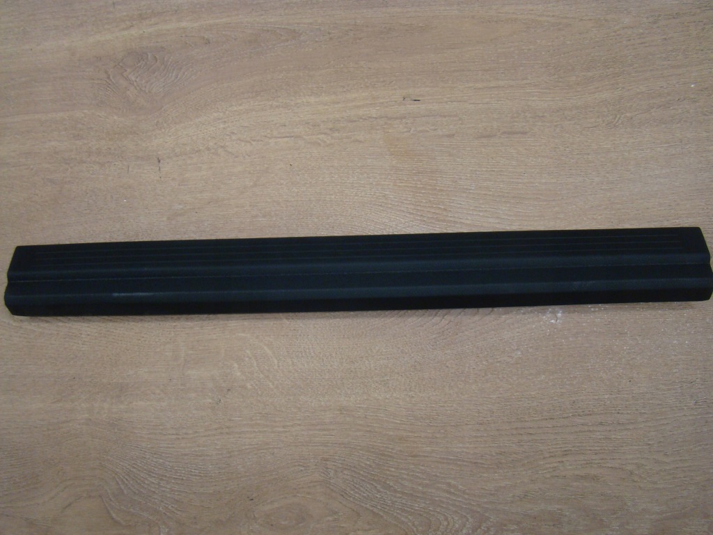 фото №1, Mercedes w212 молдинг накладка na порог a2126860136