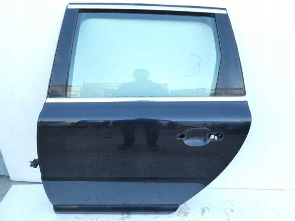 фото №1, Volvo v70 iii дверь левый задняя задние левая 452-26