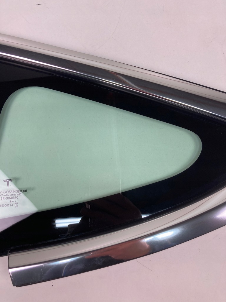 фото №4, Скло кузовна ліва tesla 3