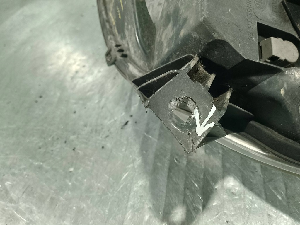 фото №10, Лампа правая перед dacia sandero i 8200733877