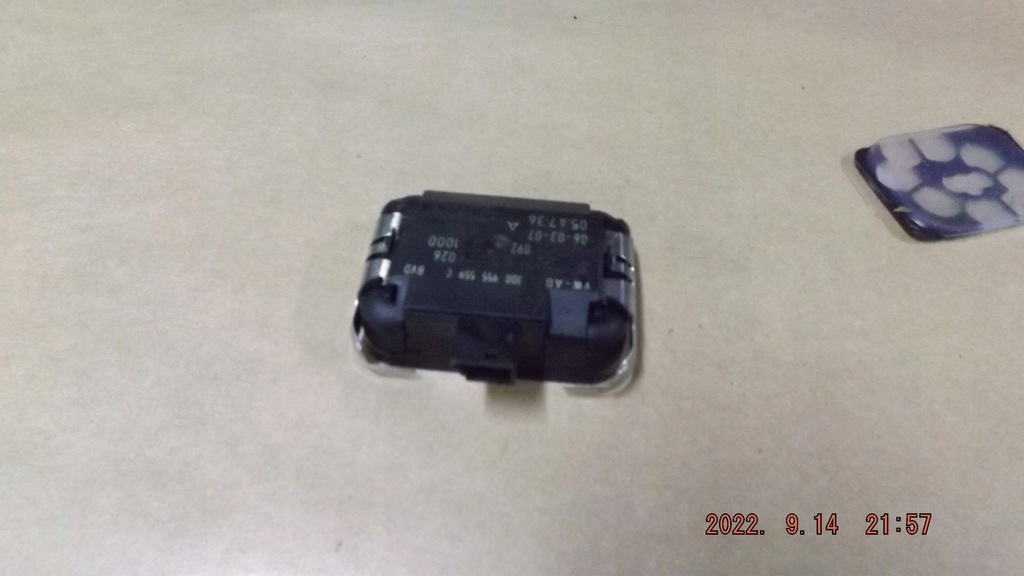 фото №1, Volkswagen оригинальный номер 3d0955559c