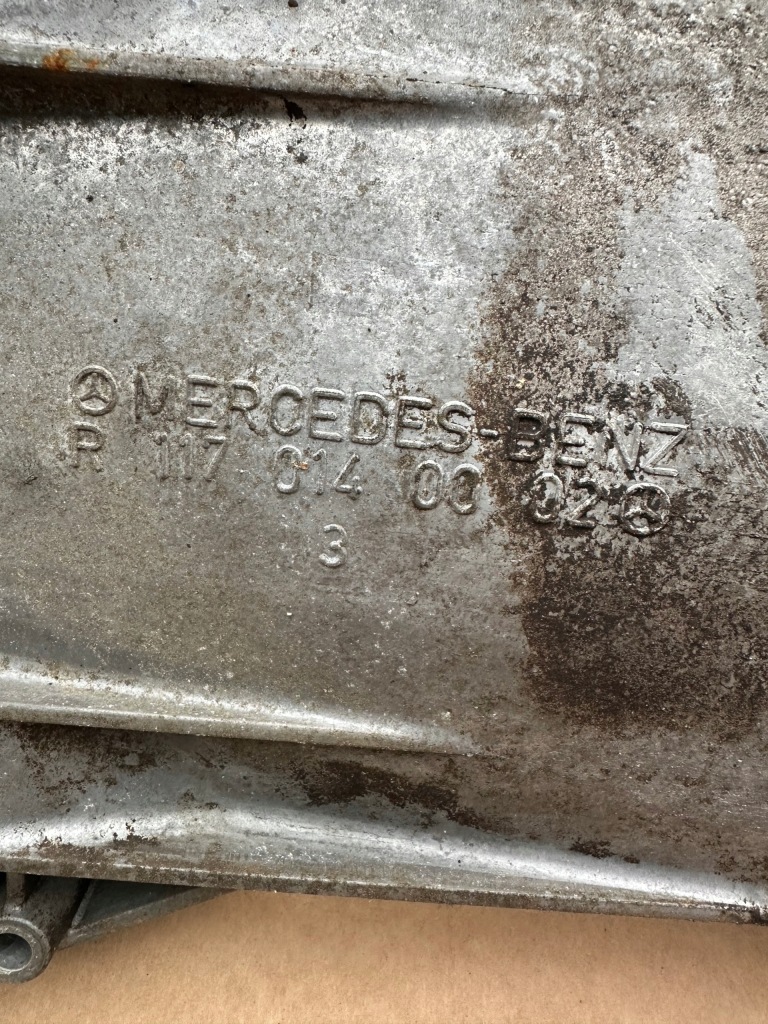 Mercedes benz оригінальний номер піддон масляна r1170140302 Ціна