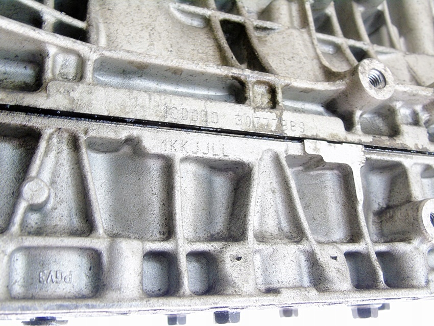 фото №9, Блок двигуна 2.4 d5 volvo xc90 xc60 xc70 v70 2 3 s60 s80 2 30677367