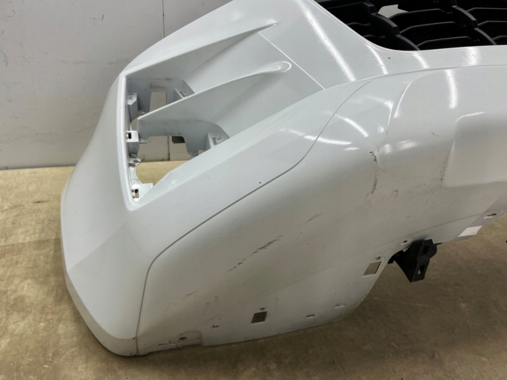 Бампер передний isuzu d-max dmax 3 iii 20-24r. przedlift перед в Украине