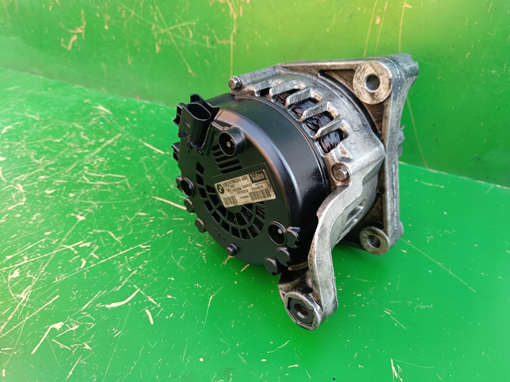 Генератор 180 a bmw f10 f11 520d 520ed 2.0d n47d20c f11 f07 f30 7802261 Цена