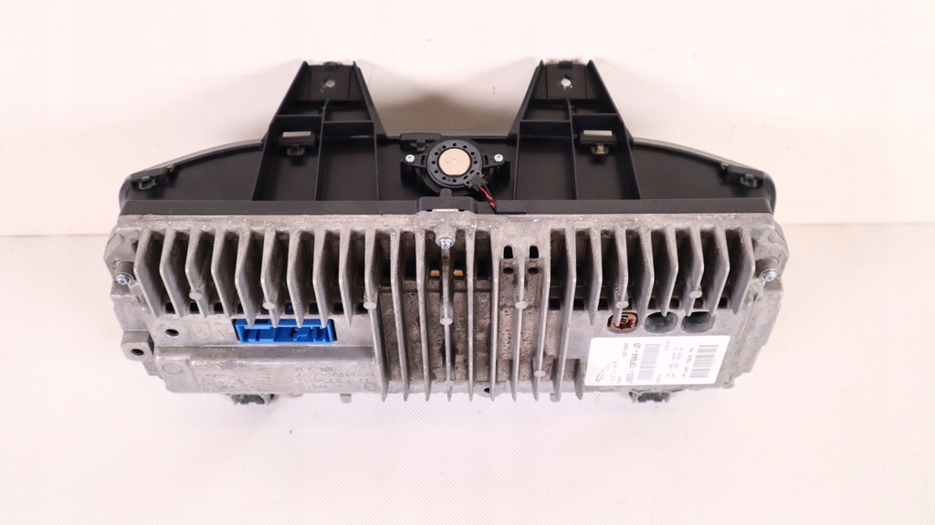 фото №10, Jaguar i-pace x590 счетчик приборная панель приборы j9d3-10f844-jd