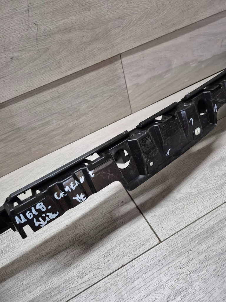 11618. cayenne направляющая бампер задняя 9y0807863a в Украине