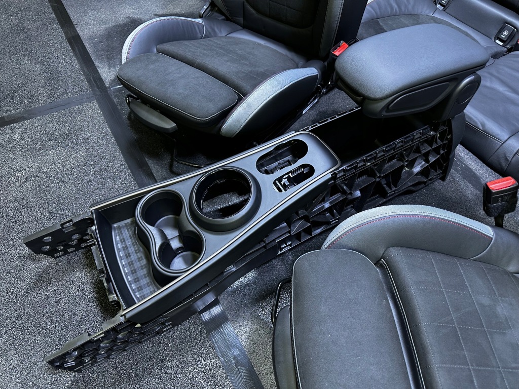 фото №11, Mini countryman f60 f60 lci jcw сидіння середина заднє сидіння alcantara sport