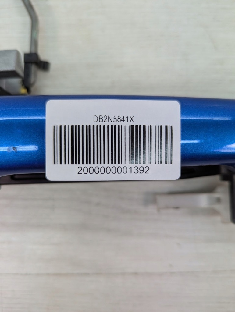 Купити Ручка зовнішня дверей правий передні  mazda cx-3 uk db2n5841x db2n5841x66 ang