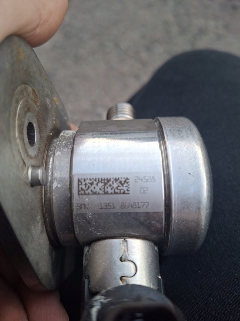 Насос топлива bmw n63b44d g05 g06 g11 g12 g30 m8 m5 x5m x6m в Украине