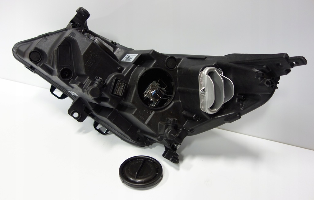 фото №9, Opel astra 5 v k 7960400000 2015-2019 з led лампи перед передні