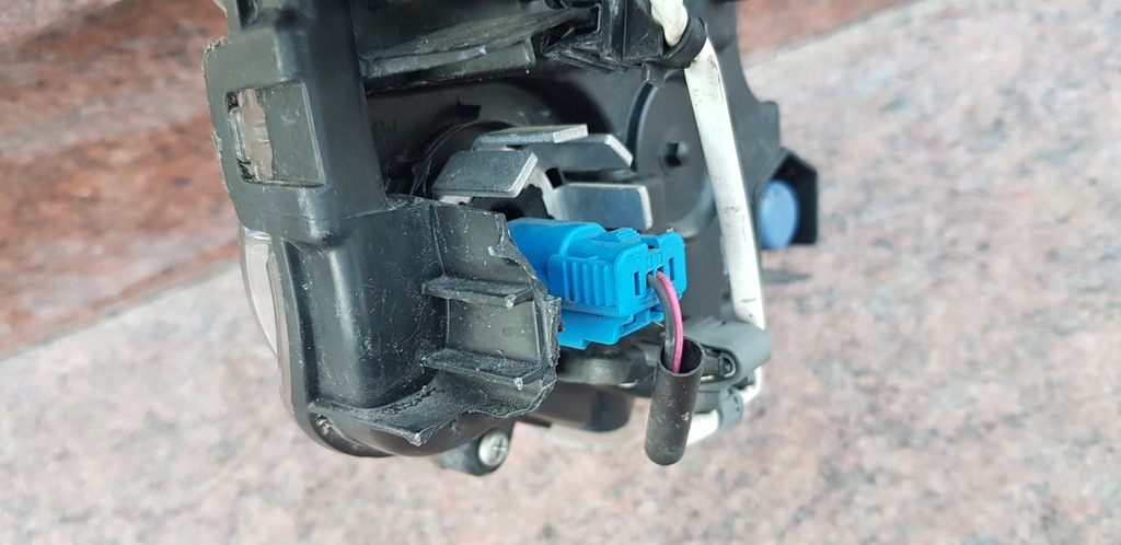 фото №10, Lexus ux противотуманная фара led левый bez подсветка