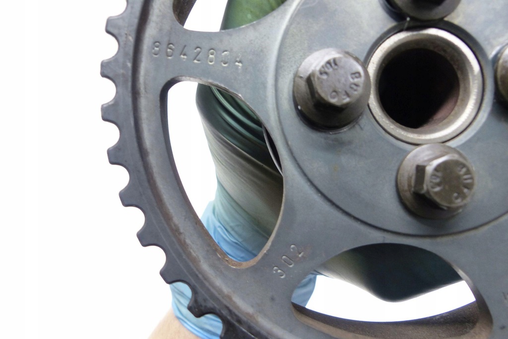 фото №11, Volvo v60 i s60 ii v70 iii xc60 2.0 d3 163km d5204t7 вал распределительного вала всасывающий