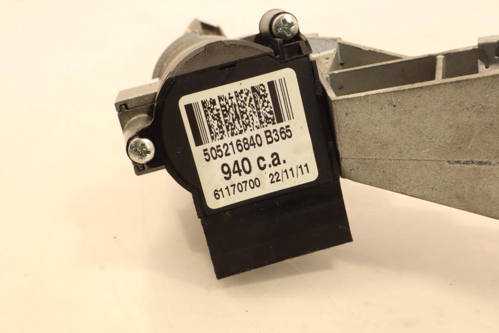 Замок запалювання alfa romeo giulietta 2.0jtd Зі Шроту