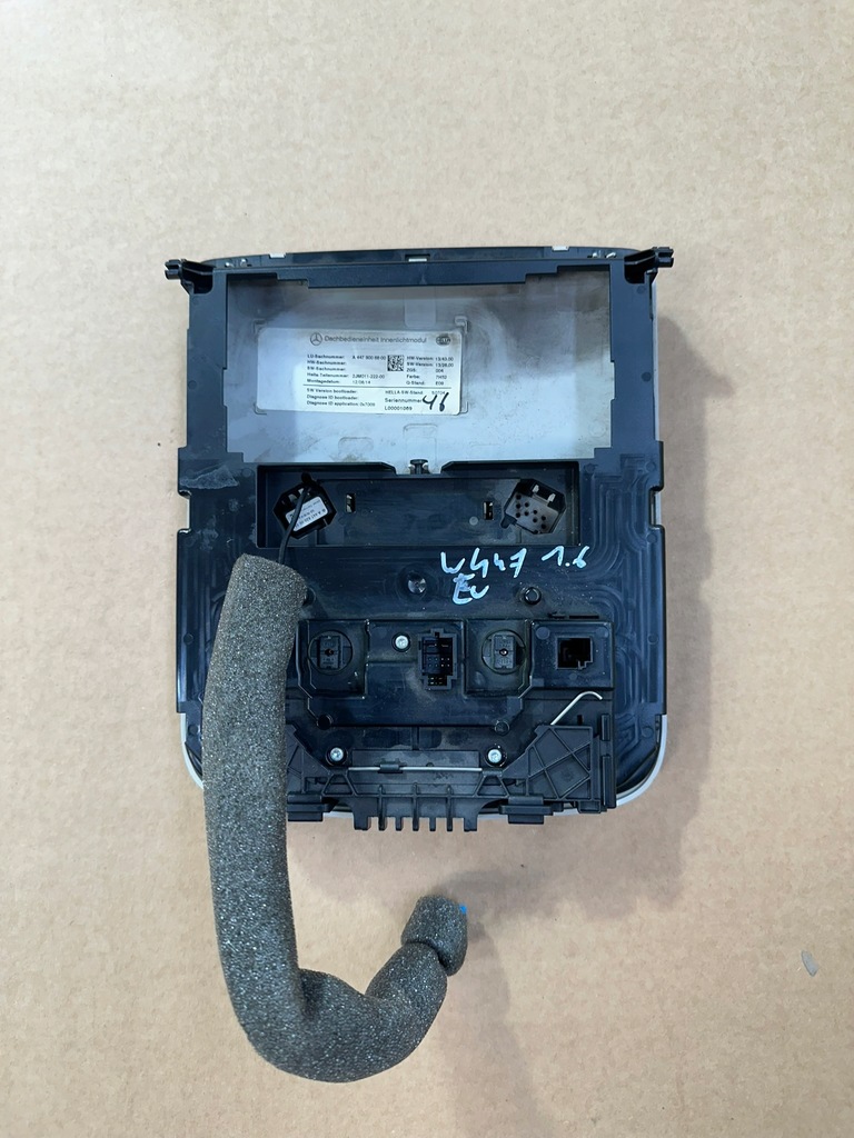 фото №5, Лампа потолочный, салона mercedes vito w447, viano