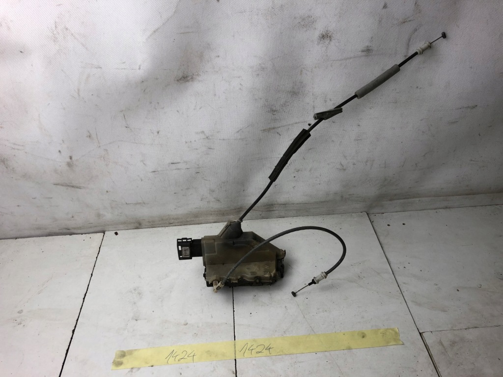 фото №1, Citroen c3 iii замок дверь левый задняя psa123985 6pin