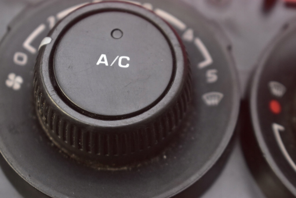 фото №8, Панель управление обдув кондиционер 69947013 peugeot 308 1 i t7 07-11