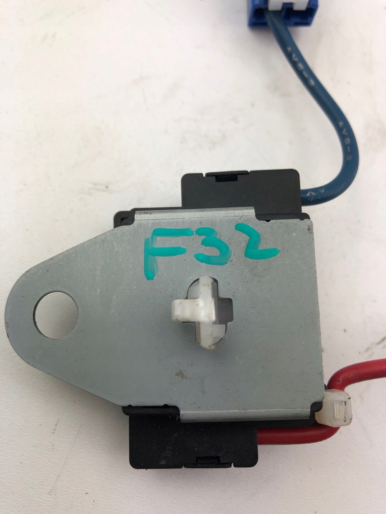 фото №5, Lexus ct 200h реле радио 863b0-76010