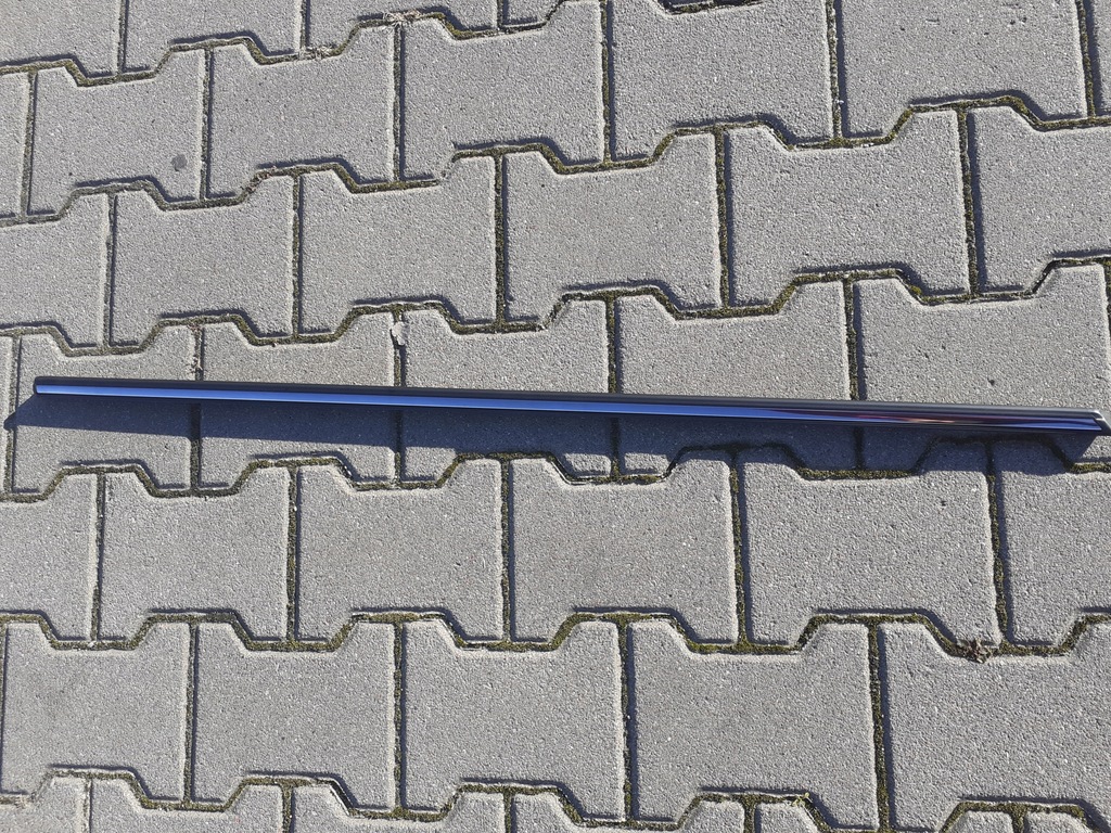 фото №3, Молдинг верхній na двері mercedes w123