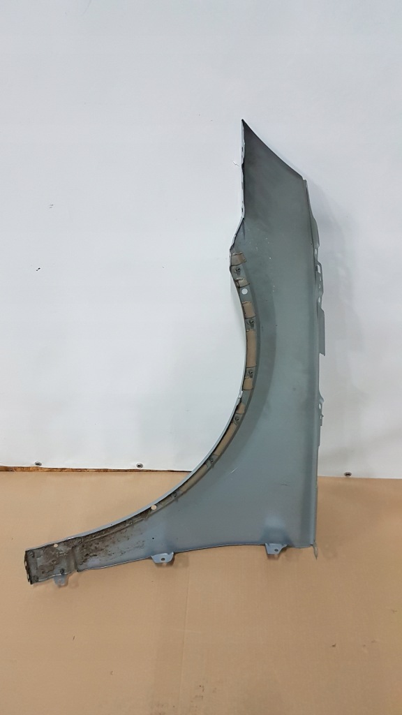 Крыло  перед правый  audi q5 2 80a оригинал с Разборки