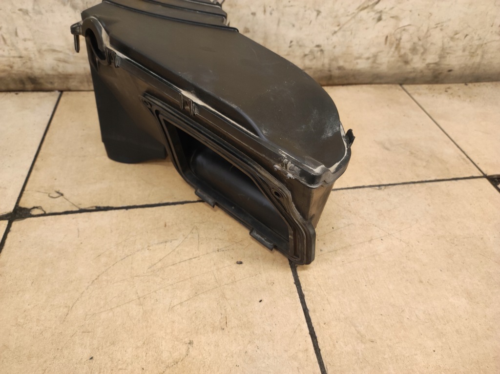 фото №7, Корпус фільтра салонний porsche cayman 981