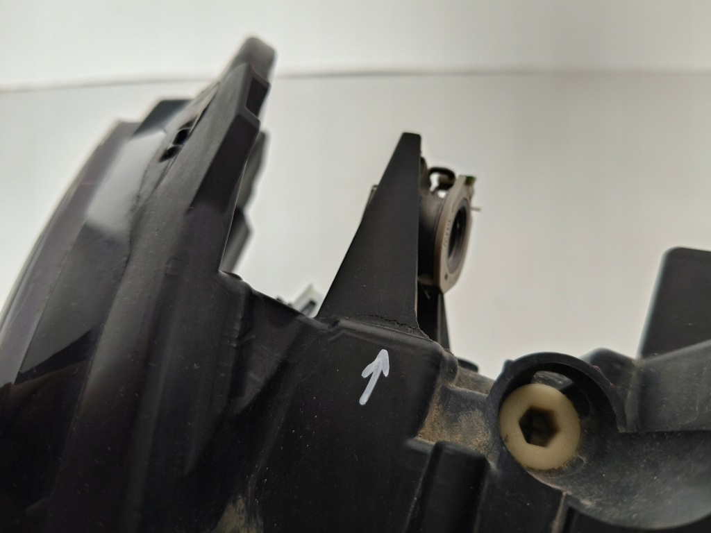 Фара правый  фара bmw x1 f48 19- рестайлинг  full led в Украине