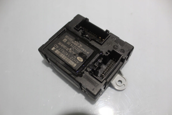 фото №1, Модуль дверь правый перед xj viii x351 5.0