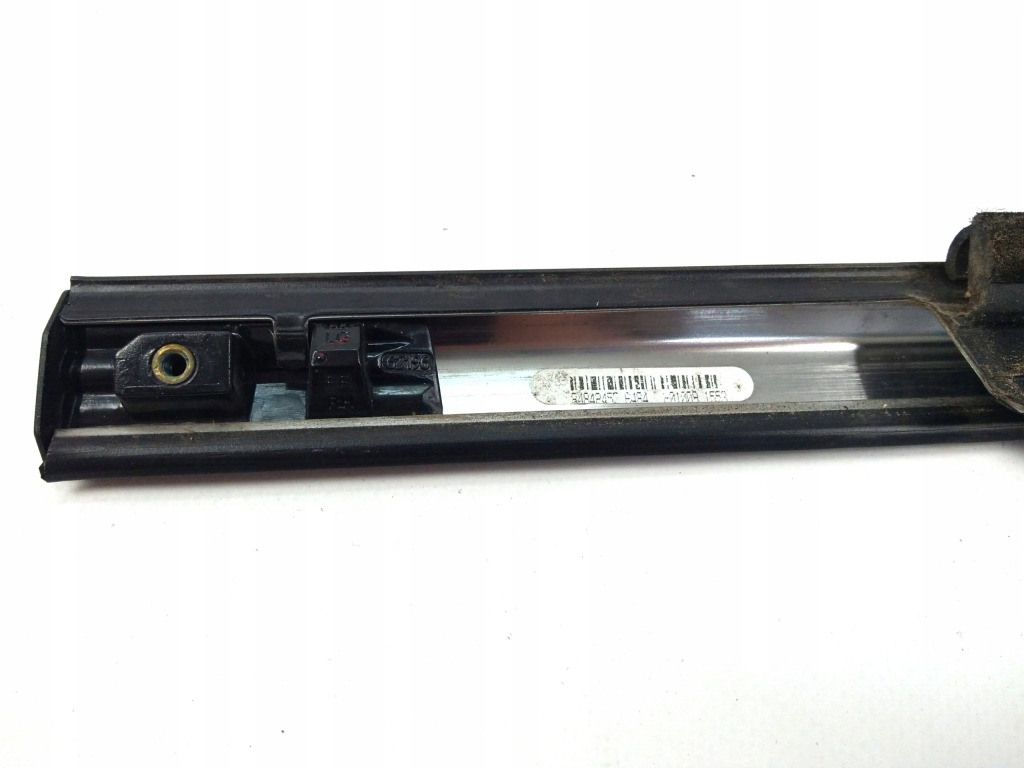 Купити Chevrolet silverado 1500 прокладка молдинг zbierająca права задній 2019+