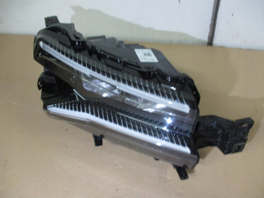 Фонари перед правый  левая citroen c5 aircross full vision led 23r 9845355980 с Разборки
