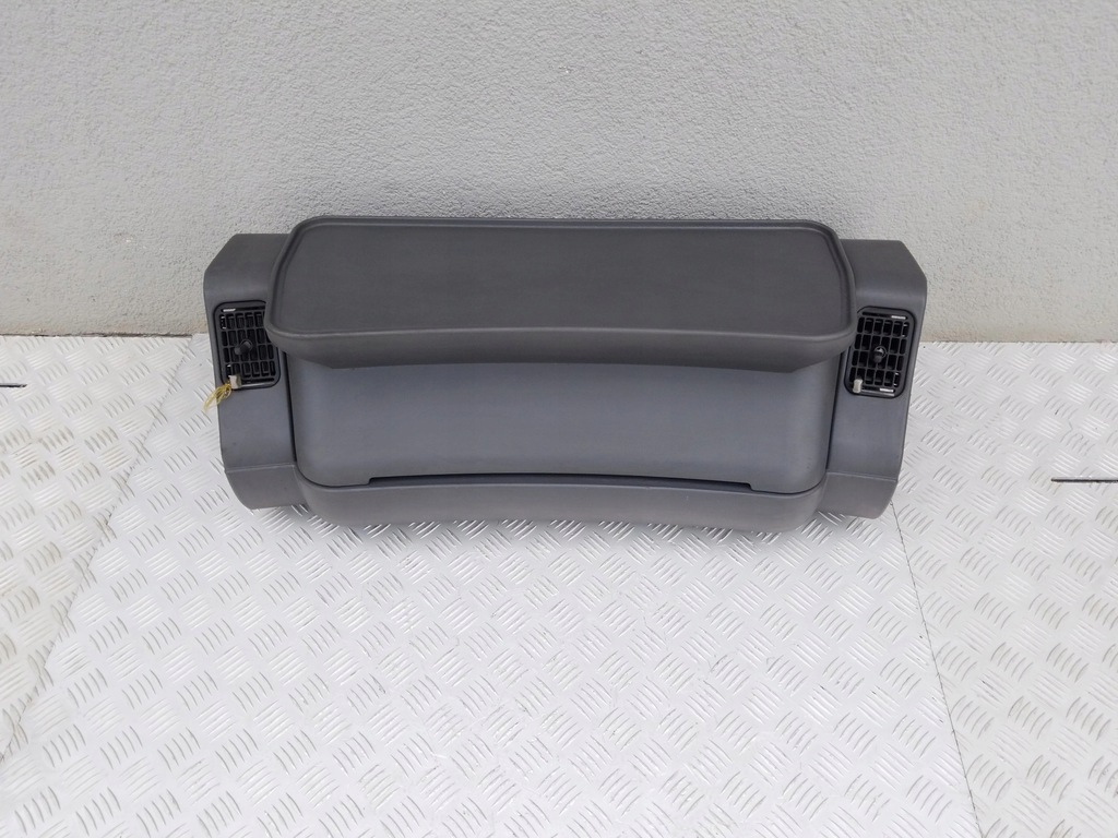 фото №1, Полиця śniadaniowa панель приладів scania r з dyfuzorami