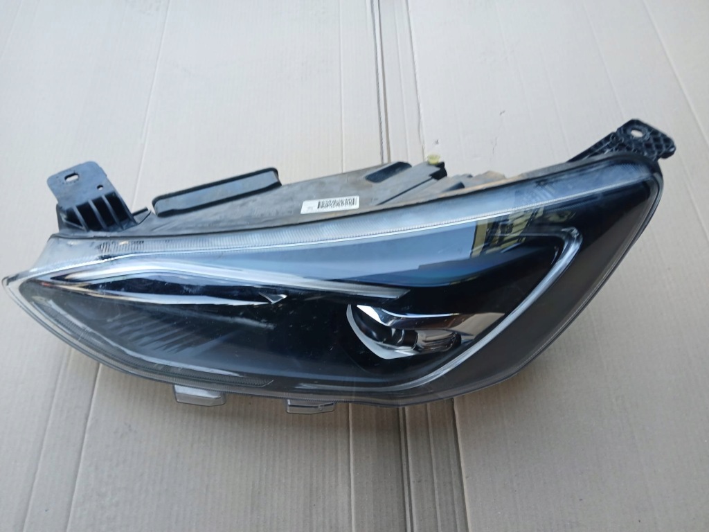 фото №1, Лампа лівий перед full led kpl europa focus mk4 2018-