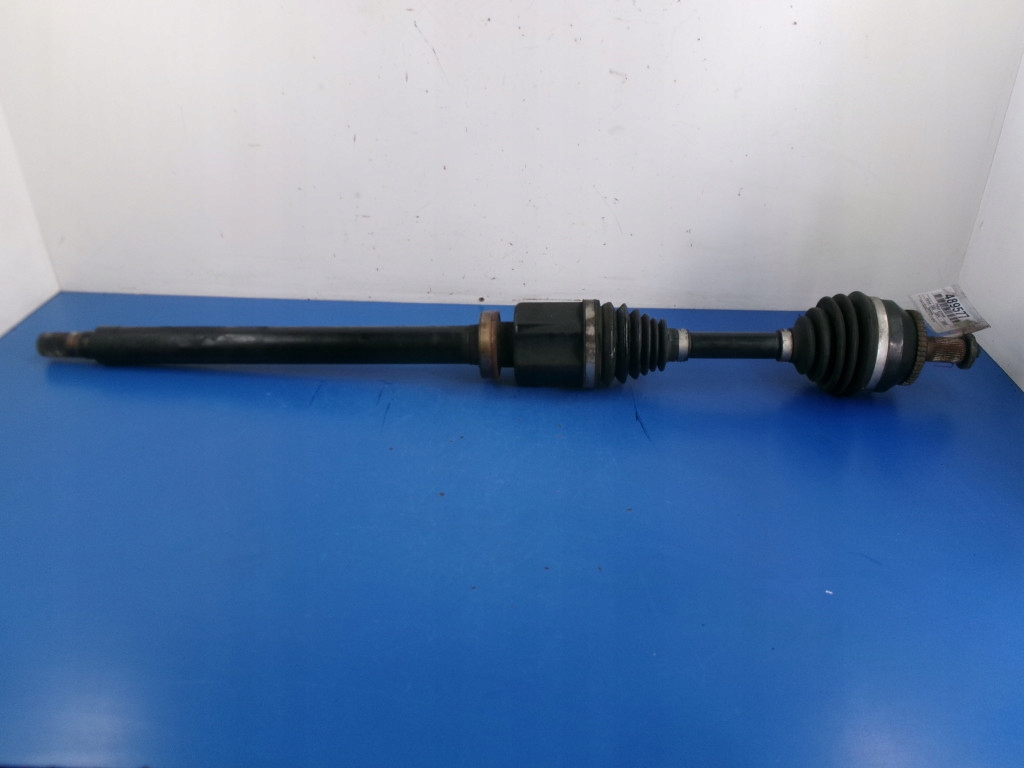 фото №1, Volvo s60 i lift 2.4d автоматическая коробка передач приводной вал правая p30783109 d5244t4 оригинал