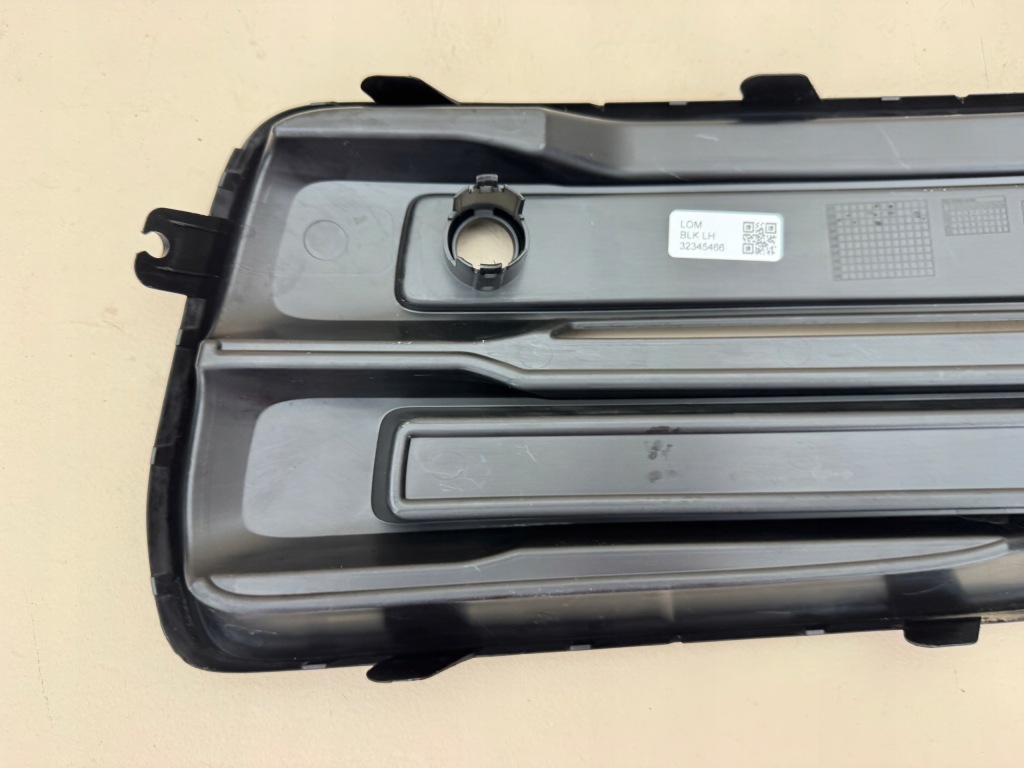 Volvo xc90 2 2 14r- решётка решётка  бампера левая перед передняя 32345466 Оригинал