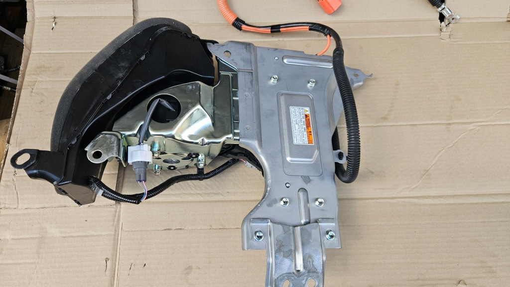 фото №5, Зарядное устройство инвертор инвертор g9090-42061 g9270-42060 toyota rav 4 model 2021