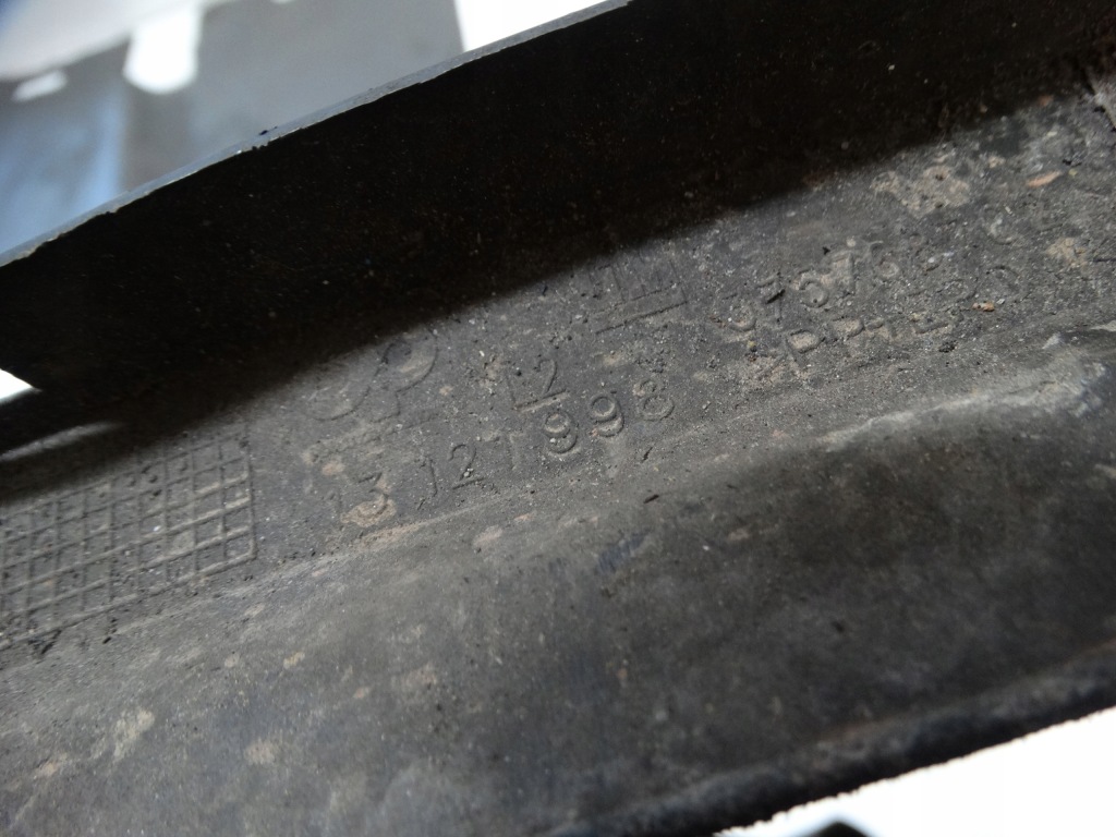 фото №10, Накладка-спойлер бампера левый перед opel astra h 13121998