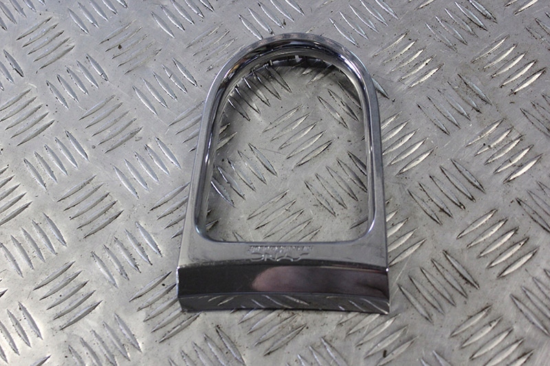 фото №1, Ford mustang 2015 gt 5.0 хром накладка туннель