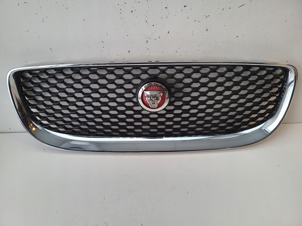 фото №1, Решётка радиатора решётка радиатора jaguar xe x760