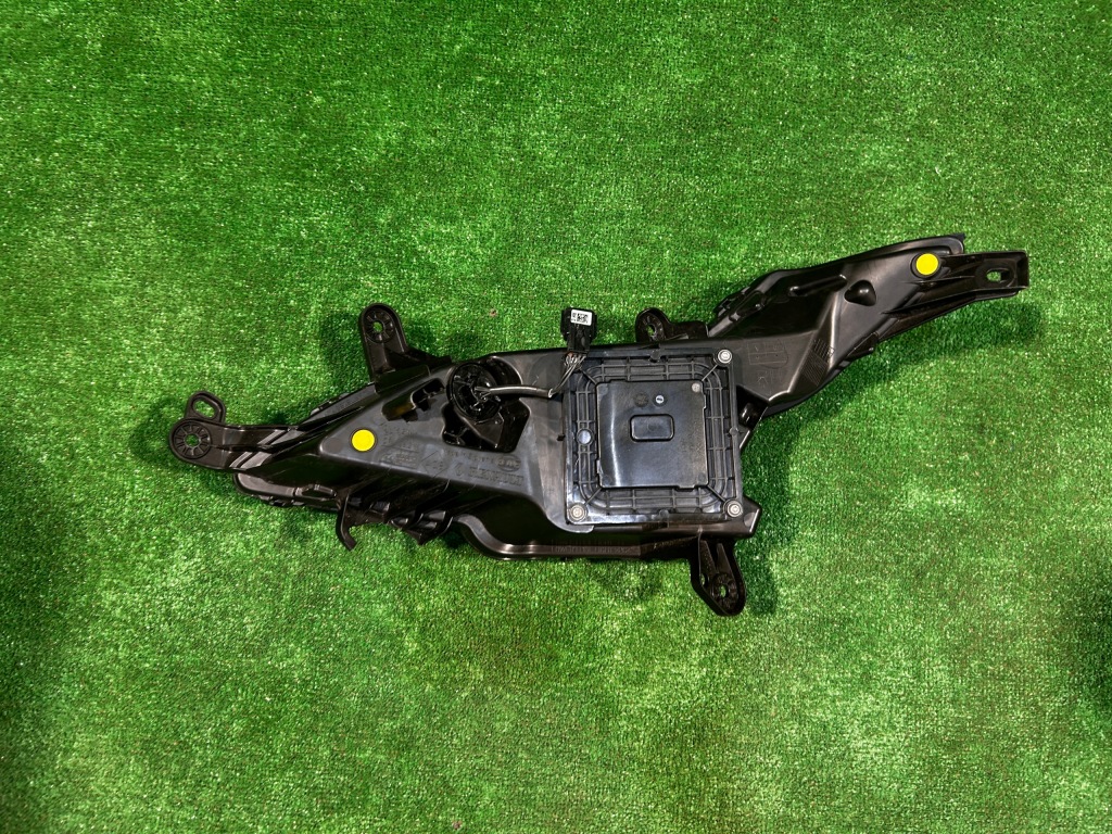 Renault megane v e-tech противотуманная фара led drl правый 266009083r с Разборки