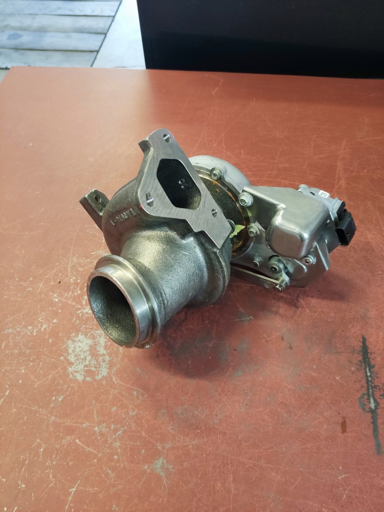 фото №16, Турбонагнетатель mercedes vito w639 a6460901580 nowa