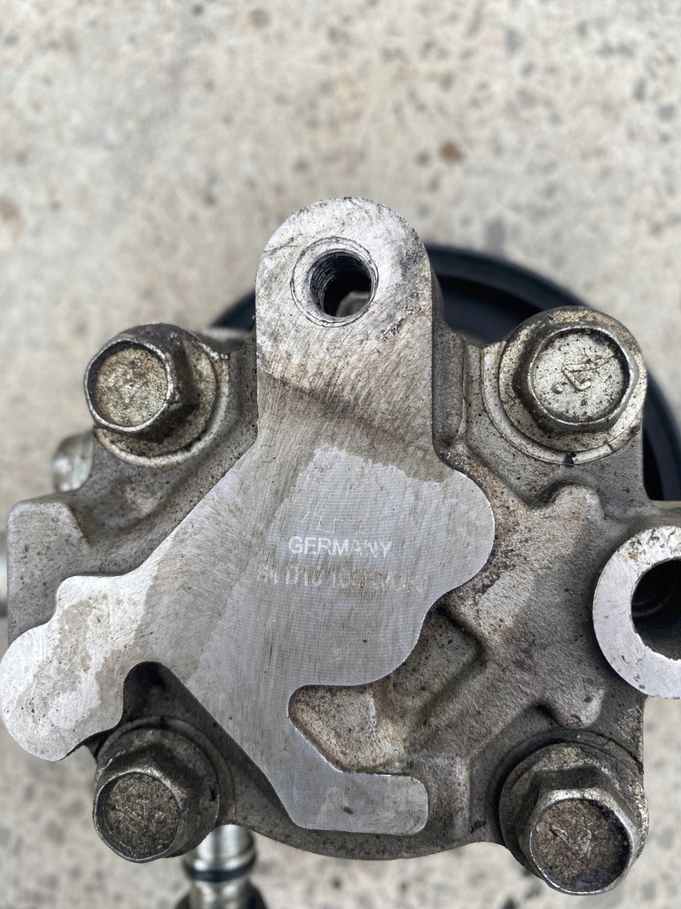 фото №5, Насос усилителя mitsubishi 4d56 2.5 l200 pajero