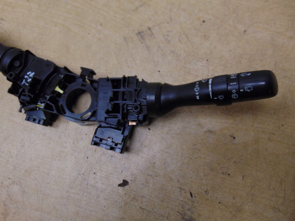 фото №5, Переключатель комбинированный toyota avensis t27