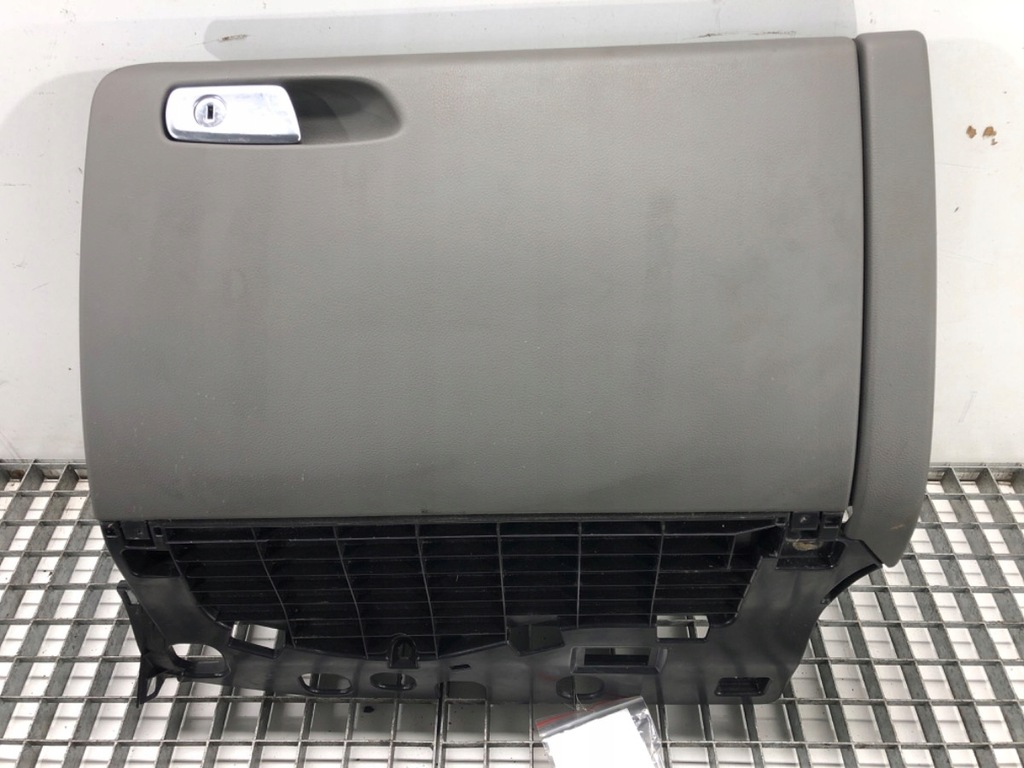 фото №1, Бардачок пасажира audi a4 b8 kombi 07-15 полиця