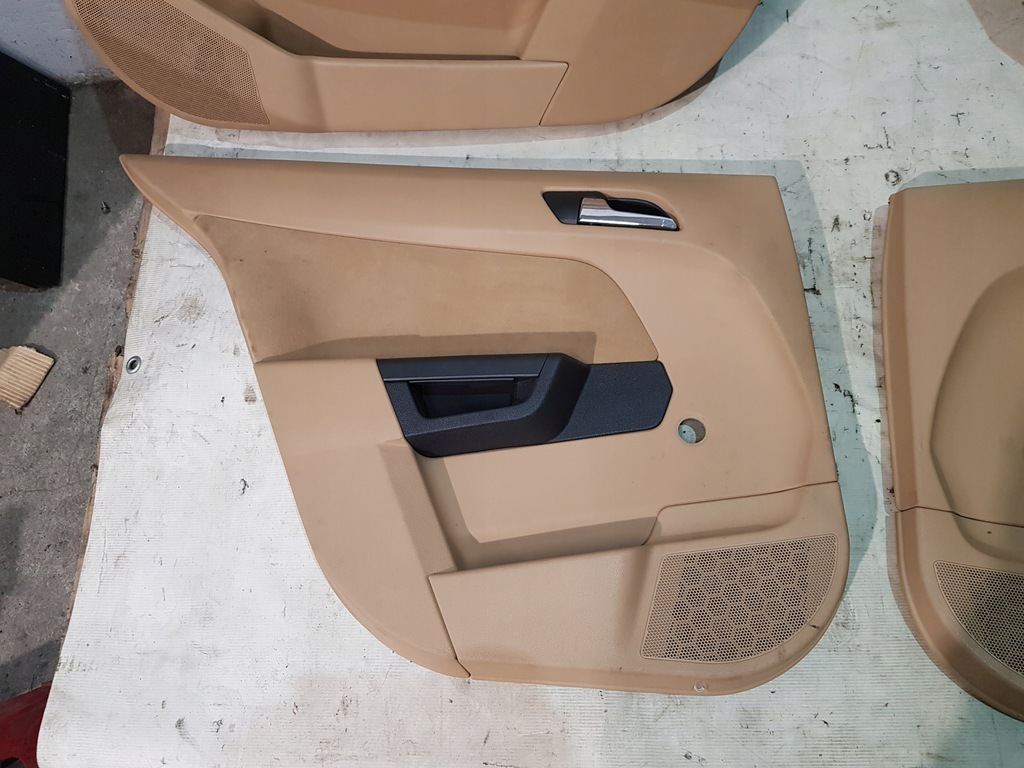 фото №5, Обшивки дверь opel astra h iii eu 5 дверь hb комплект