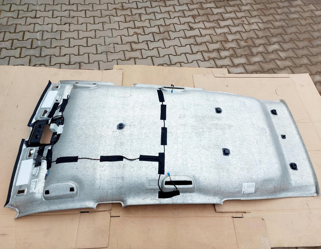 фото №7, Mercedes eqb w243 x243 23r. стеля amg обшивка стійок