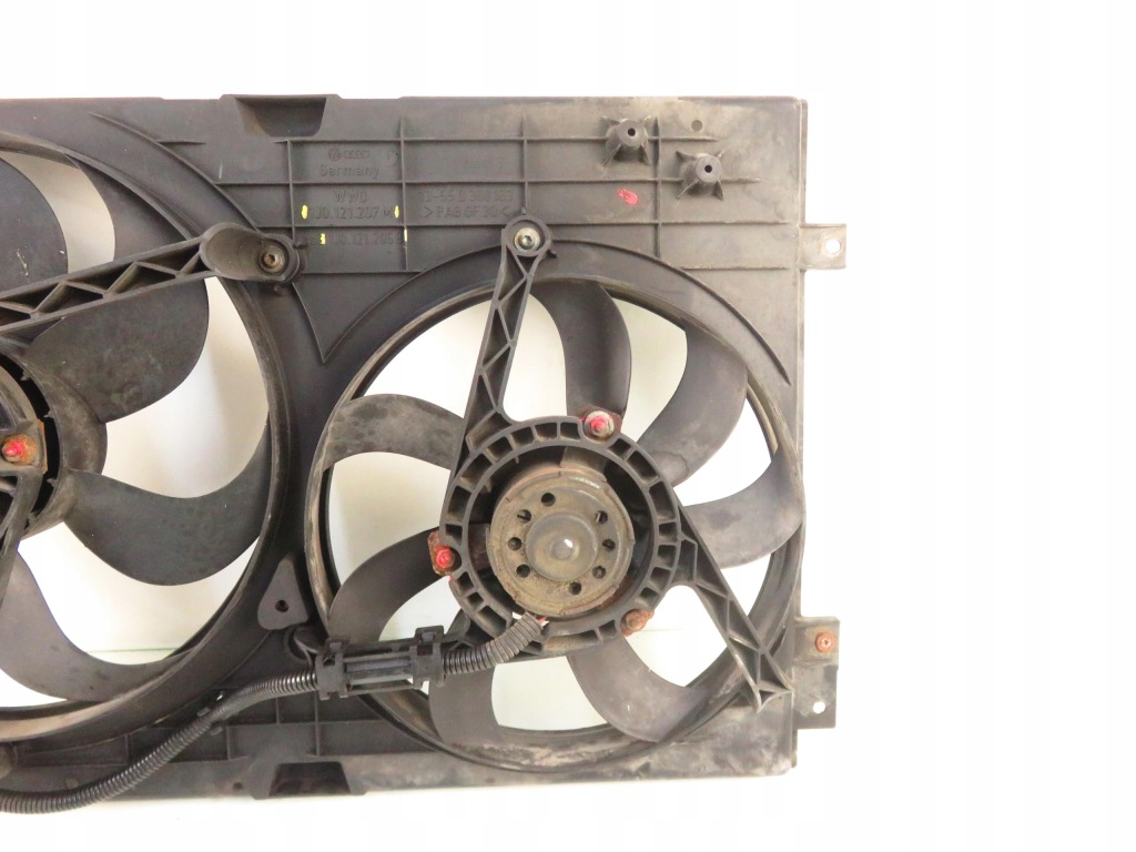 Вентилятор радиатора audi a3 8l1 1.6 8v 102 - bfq 1j0121207m 1j0121205b в Украине