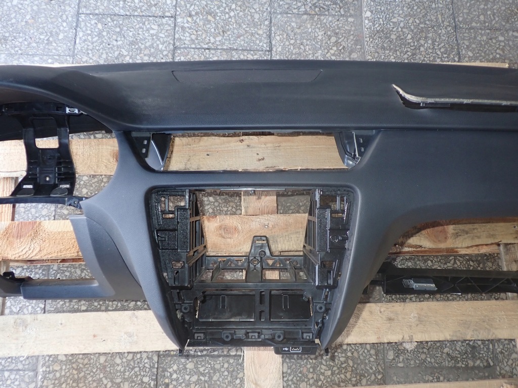 фото №10, Панель приладів приладова панель приладів skoda octavia iii 2019 europa 4x4 kombi спрацювання