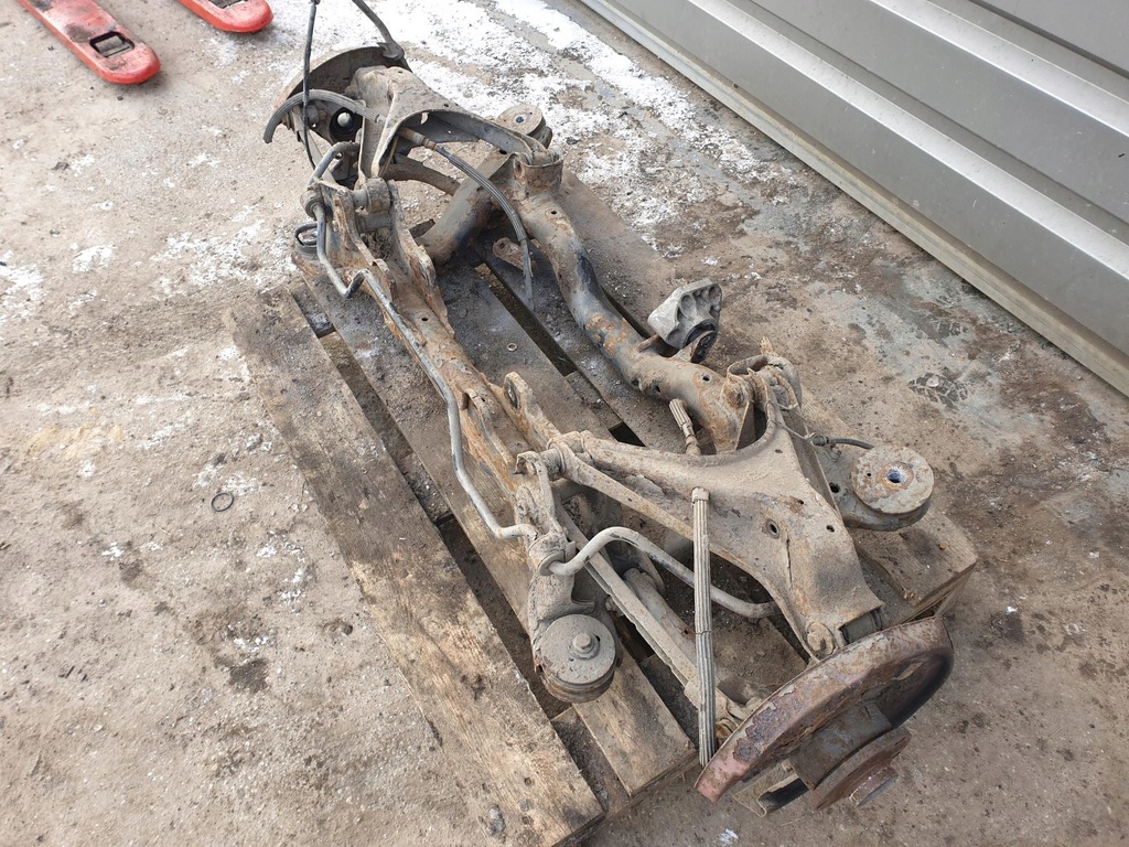 фото №6, Балка задняя подрамник задняя audi a6 c5 3.0 quattro