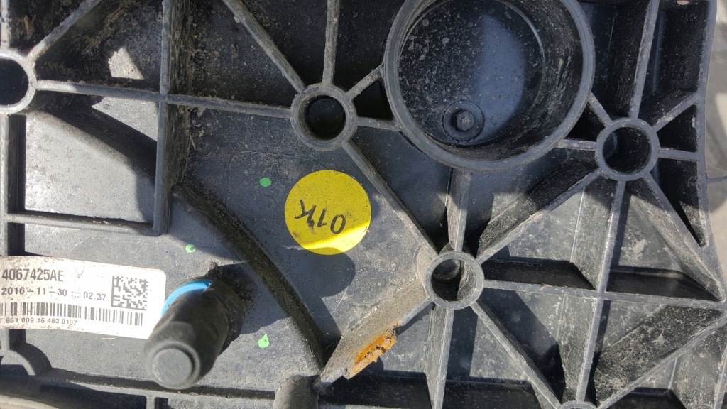 Бак adblue audi a4 b9 8w 8w0131878aj Недорого