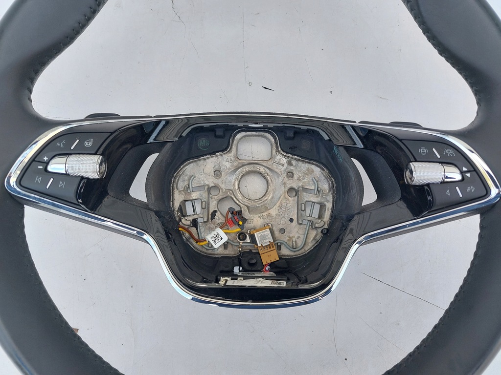 фото №10, Воздуховод кожа подогрев лепестки переключения skoda octavia iv