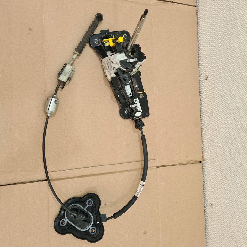 фото №1, Renault zoe рычаг переключения передач домкрат